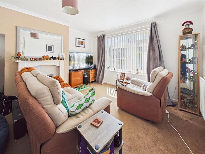 3 Bedroom Semi-Detached House For Sale In Morwick Road, North Shields, NE29