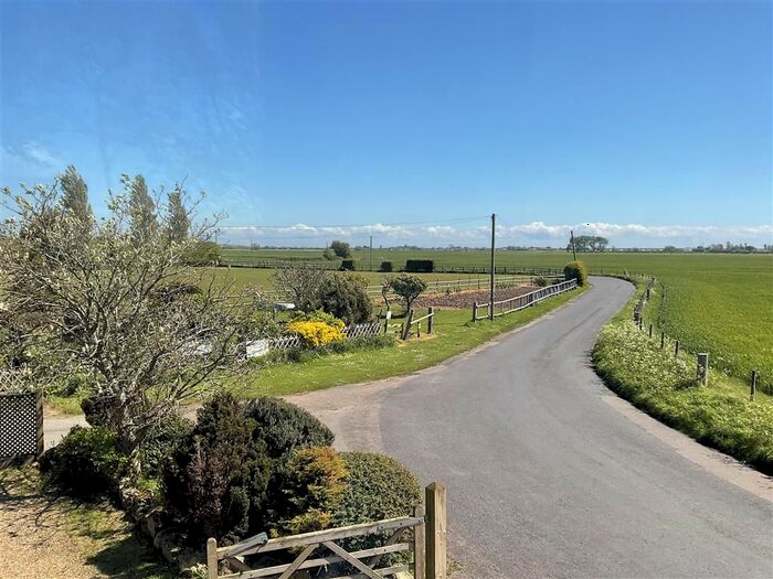 3 Bedroom Detached House For Sale In Donkey Street, Burmarsh, Romney Marsh, Kent, TN29
