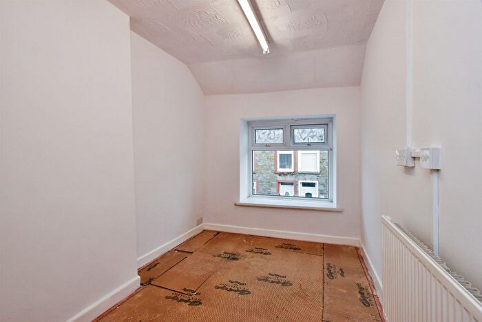 3 Bedroom Terraced House For Sale In Catherine Street, Aberdare, CF44