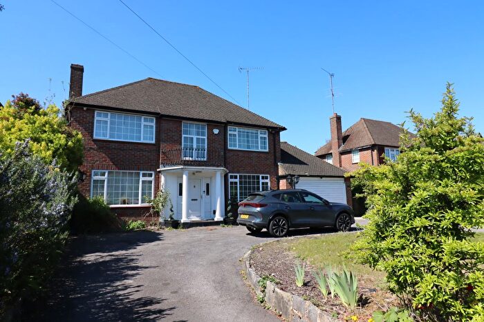 4 Bedroom Detached House For Sale In Luton, LU2