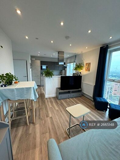 1 Bedroom Flat To Rent In Portland House, London, RM13