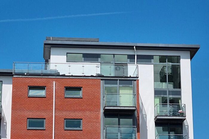 2 Bedroom Penthouse For Sale In Rope Quays, Gosport, Hampshire, PO12