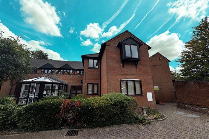 1 Bedroom Property For Sale In High Street South, Dunstable, LU6