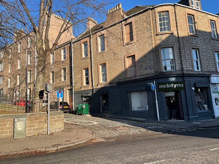 2 Bedroom Flat To Rent In St Peter Street, Dundee, DD1