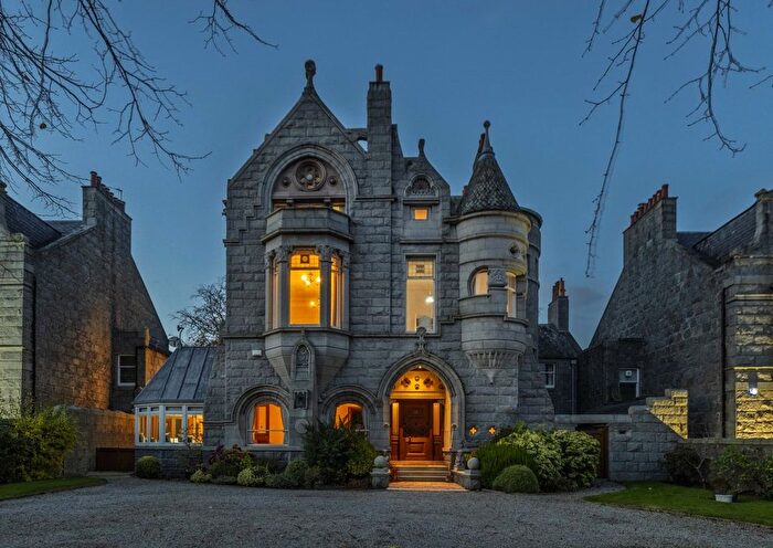 5 Bedroom Detached House For Sale In Rubislaw House, Queens Road, Aberdeen, AB15