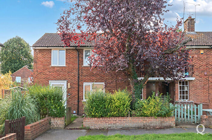 2 Bedroom Apartment For Sale In Fordwich Green, Gillingham, Kent, ME8