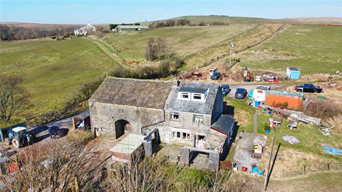 4 Bedroom Property For Sale In Peers Clough Road, Lumb, Rossendale, BB4