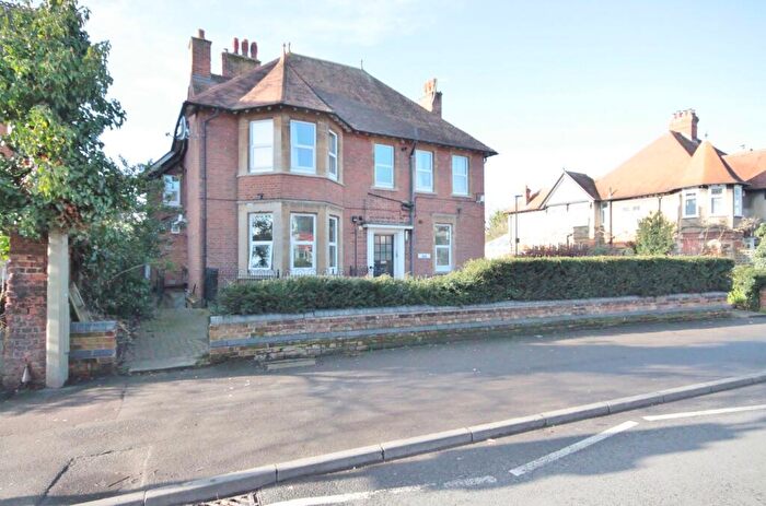 Apartment To Rent In Iffley Road, Oxford, Oxfordshire, OX4