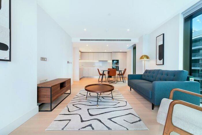 2 Bedroom Flat To Rent In Fitzroy House, Prince Of Wales Drive, London, SW11