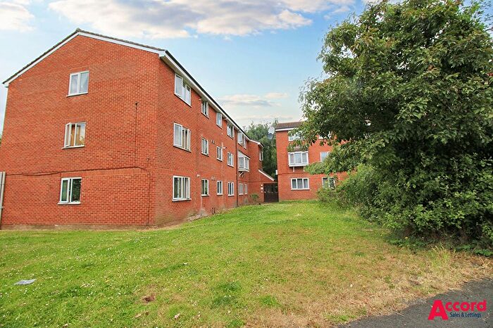 2 Bedroom Flat To Rent In Millhaven Close, Romford, RM6