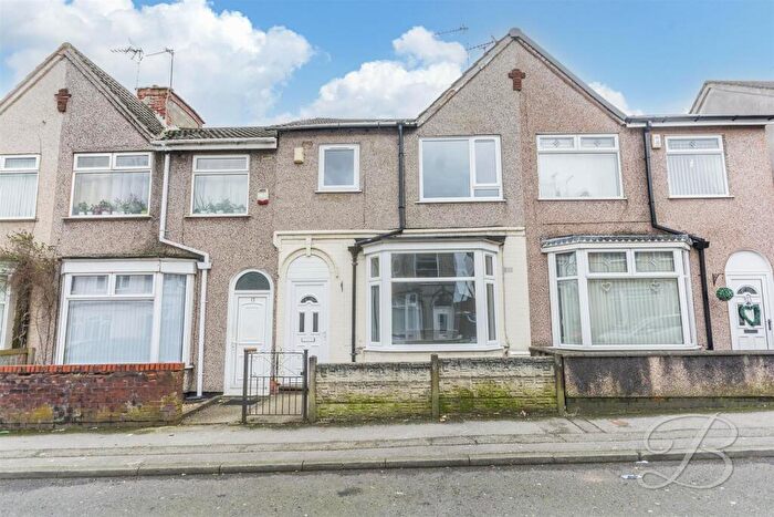 3 Bedroom Semi Detached House To Rent In Somersall Street, Mansfield, NG19