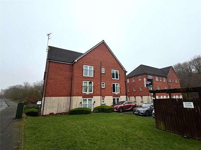 2 Bedroom Flat For Sale In Hartford Drive, Bury, Greater Manchester, BL8