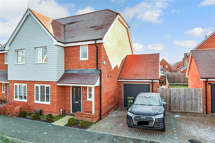 3 Bedroom Semi Detached House For Sale In Pentecost Lane, Otham, Maidstone, Kent, ME15