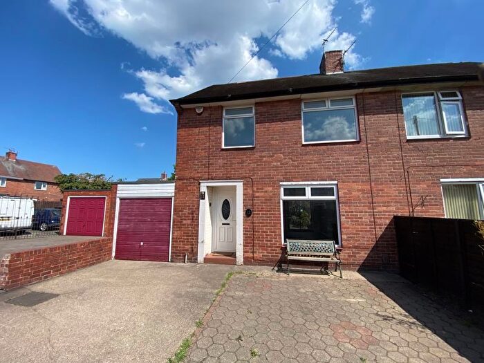 3 Bedroom Semi-Detached House To Rent In Fawdon Place, North Shields, NE29