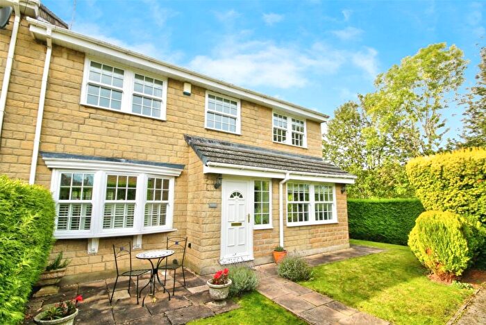 3 Bedroom Semi Detached House For Sale In Abbots Walk, Beamish, Stanley, DH9