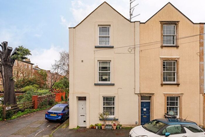 1 Bedroom Flat For Sale In Thorndale, Clifton, Bristol, BS8