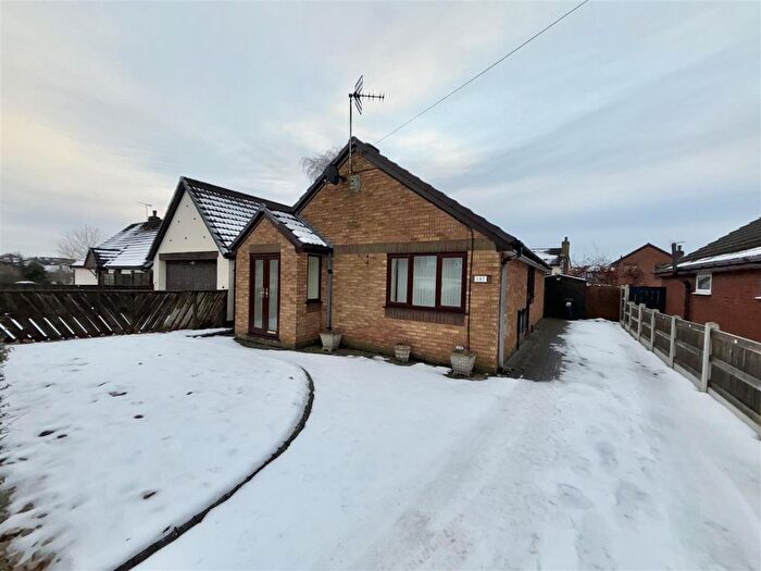 2 Bedroom Detached Bungalow To Rent In Park Avenue, Bryn-Y-Baal, Mold, CH7