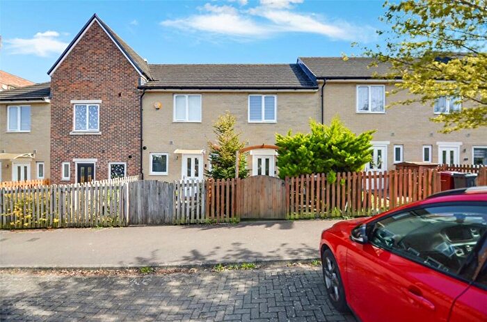 2 Bedroom Terraced House For Sale In Eddleston Way, Tilehurst, Reading, RG30