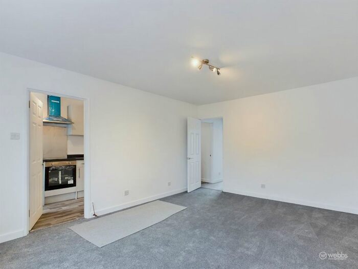 2 Bedroom Maisonette To Rent In A The Forestdale Centre, Featherbed Lane, Croydon, CR0