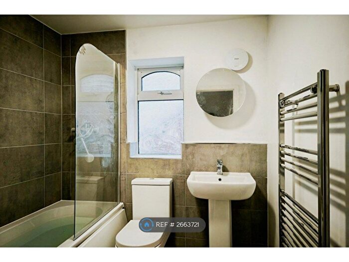 3 Bedroom Semi-Detached House To Rent In Grindon Gardens, Sunderland, SR4