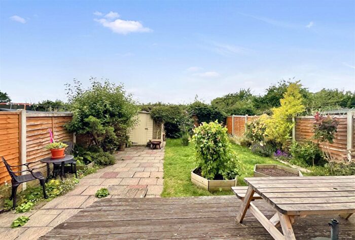 3 Bedroom Semi-Detached House For Sale In Cirencester, GL7