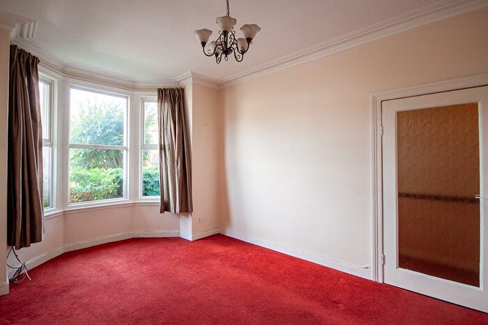 5 Bedroom Terraced House For Sale In Milton Road, Weston-Super-Mare - No Chain, BS23