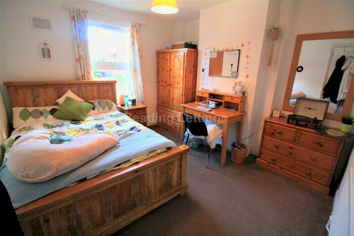 4 Bedroom Terraced House To Rent In Carnarvon Road, Reading, RG1