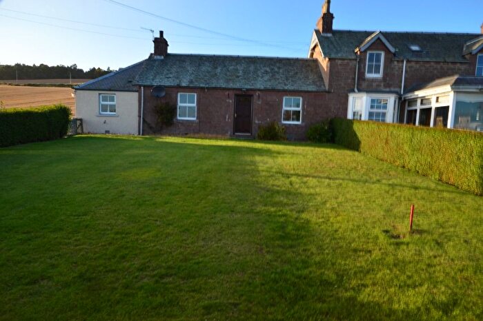 2 Bedroom Cottage To Rent In Spittalfield, Perth, Perthshire, PH1