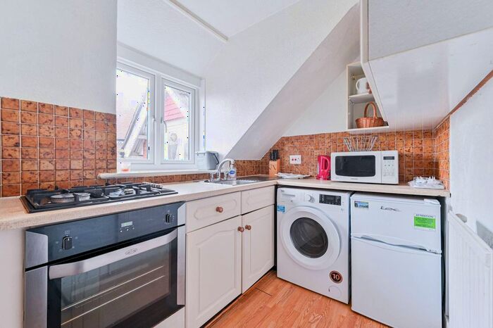 Studio To Rent In Tooting Bec Gardens, Streatham, London, SW16