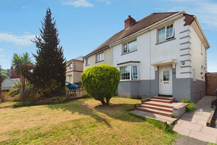 3 Bedroom Semi-Detached House For Sale In Pottery Road, Oldbury, B68
