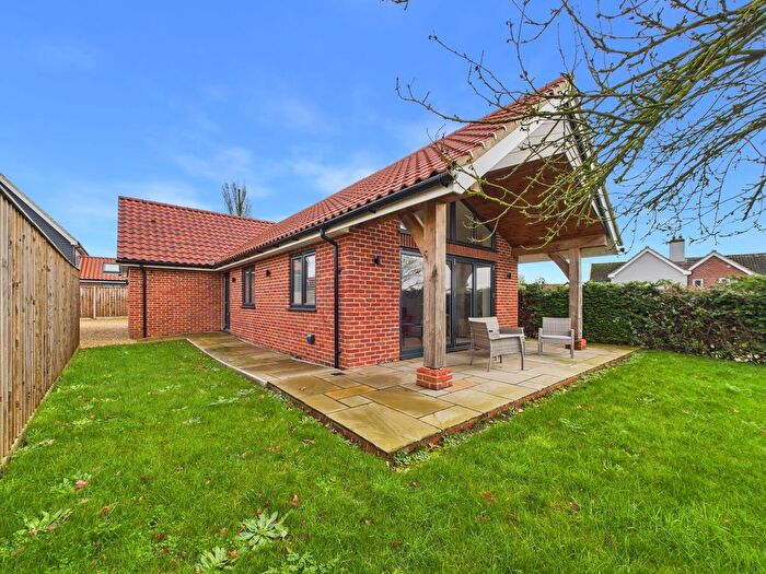 2 Bedroom Bungalow For Sale In Pear Tree Bungalow, Framlingham, IP13