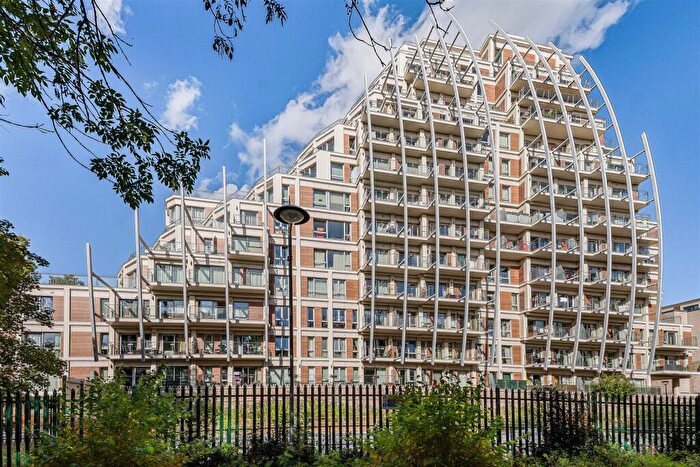 2 Bedroom Flat For Sale In Henry Macaulay Avenue, Admiralty Building, Kingston Upon Thames, KT2