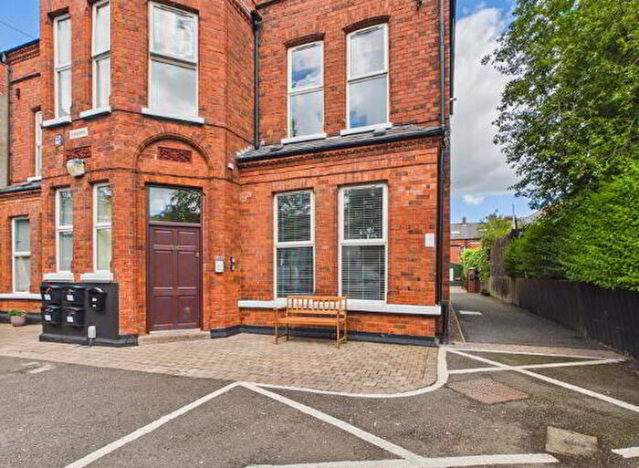 1 Bedroom Apartment / Flats For Sale In Apartment Upper Newtownards Road, Belfast, BT4