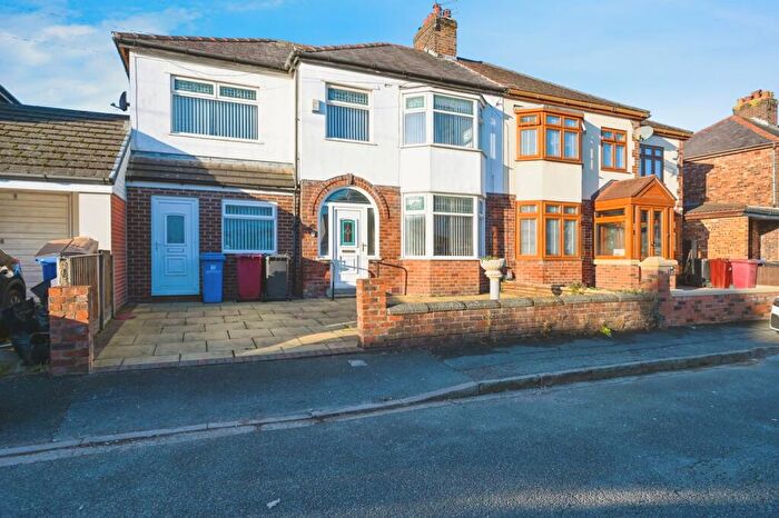 3 Bedroom Semi Detached House For Sale In Rydal Avenue, Prescot, Merseyside, L34