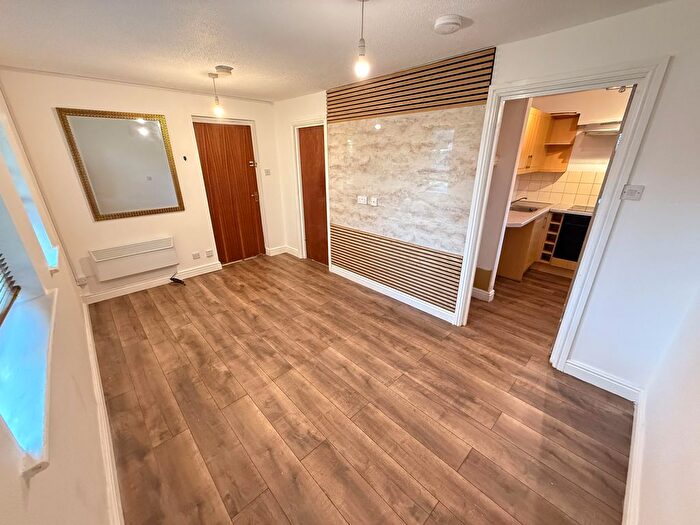 Studio To Rent In Parkfield Road, Wolverhampton, WV4