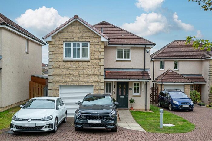 3 Bedroom Detached House For Sale In Baxter Road, Crossgates, Cowdenbeath, KY4