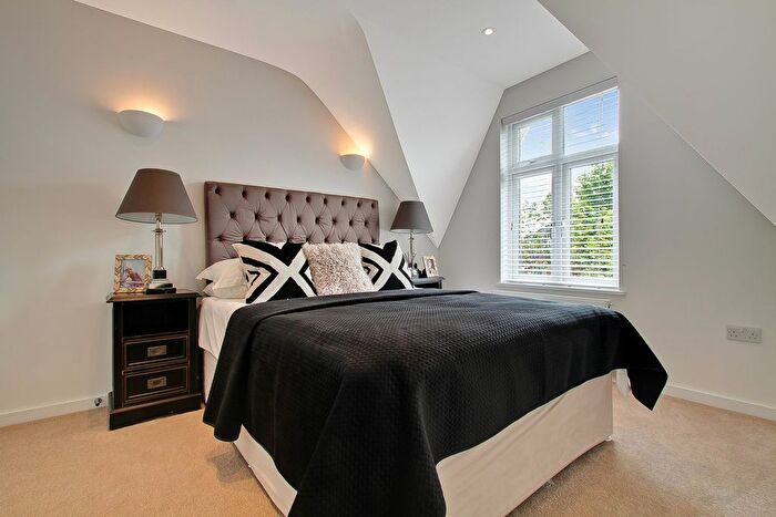 2 Bedroom Flat To Rent In Anson Road, Willesden Green, NW2