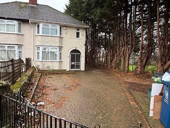 4 Bedroom Semi Detached House To Rent In Fairlie Road, Oxford, OX4