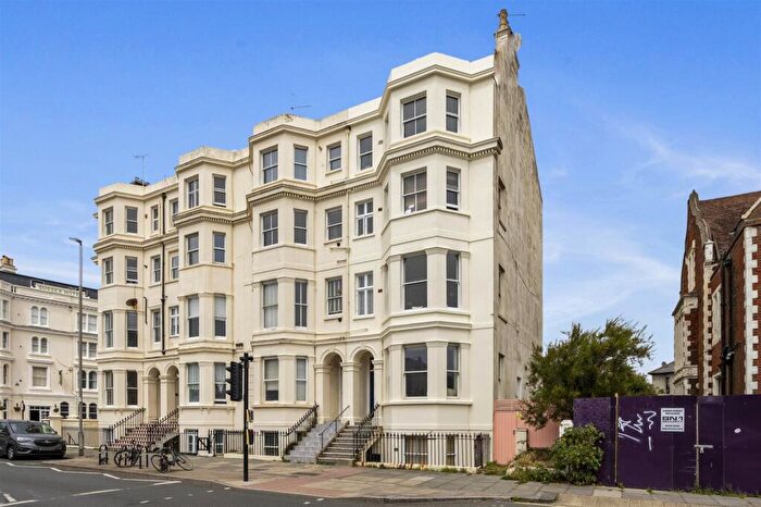 1 Bedroom Apartment For Sale In St Catherines Terrace, Hove, BN3