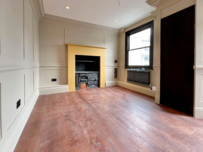 3 Bedroom Flat To Rent In John Princes Street, London, W1G