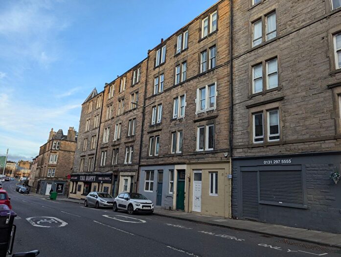 1 Bedroom Flat To Rent In /, Marionville Road, Edinburgh, EH7