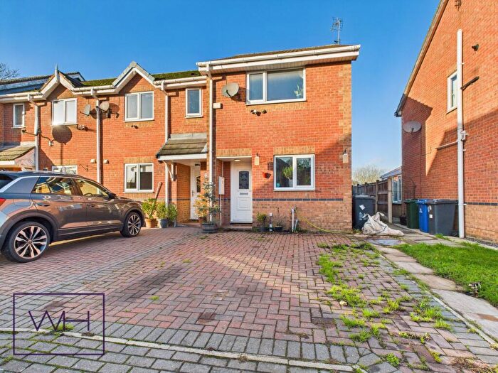 2 Bedroom End Of Terrace House For Sale In Manor House Court, Scawthorpe, Doncaster, DN5