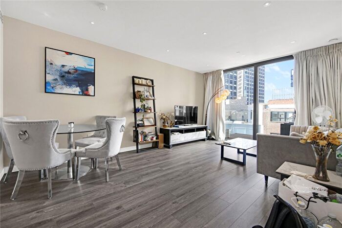 2 Bedroom Flat For Sale In Alie Street, London, E1