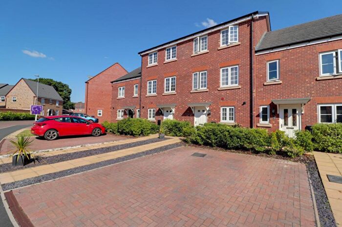 3 Bedroom Town House For Sale In Avondale Circle, Stafford, ST18