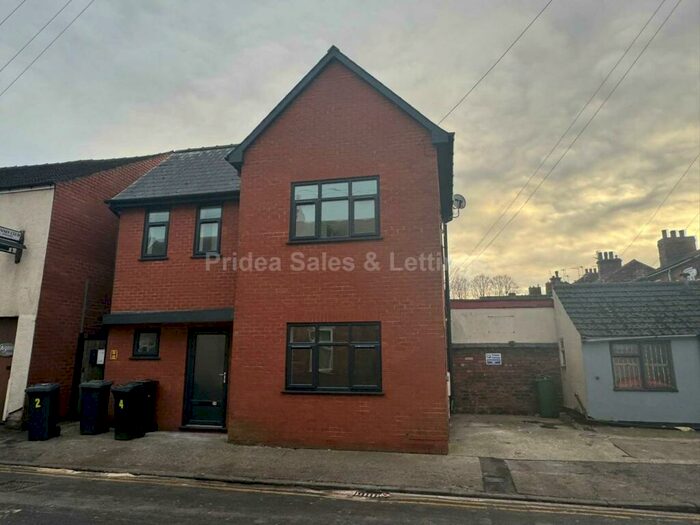 2 Bedroom Semi-Detached House To Rent In Shakespeare Street, Lincoln, LN5