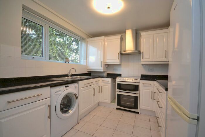 2 Bedroom Flat To Rent In High Street, May Bank, Newcastle-Under-Lyme, ST5