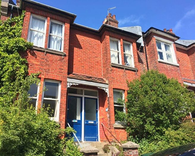 3 Bedroom Semi-Detached House To Rent In Bembridge Street, Brighton, BN2