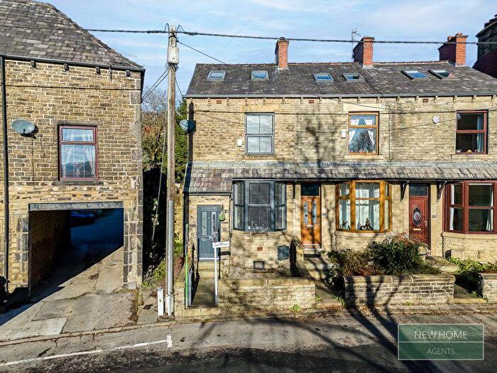 3 Bedroom End Of Terrace House For Sale In Mossley Road, Grasscroft, Oldham, OL4