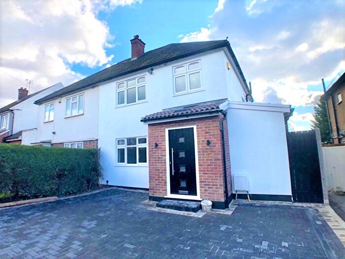 4 Bedroom Semi-Detached House To Rent In Northwood Way, Northwood, HA6