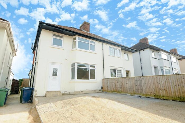 5 Bedroom Semi-Detached House To Rent In Crowell Road, East Oxford, Hmo Ready Sharers, OX4